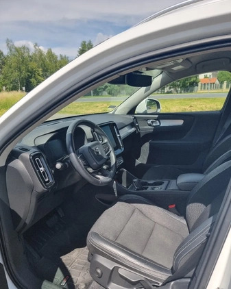 Volvo XC 40 cena 114900 przebieg: 58000, rok produkcji 2019 z Gorlice małe 106